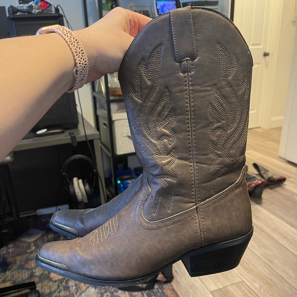 Shoes - Brown Western Cowboy Boots